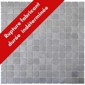 Emaux de Briare MOUETTE gris clair brillants pour mosaïque 2,5 × 2,5 cm au m2 vendus par boîte de 9 plaques