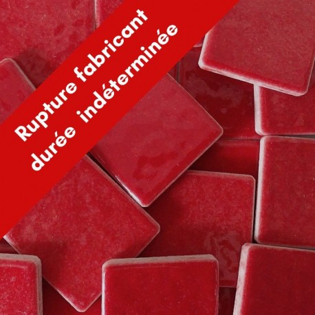 Emaux de Briare couleur PIVOINE rouge brillants pour mosaïque 2,5 × 2,5 cm vendus par 100 g vue de face