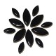 Céramiques Pétales BACCARAT noir intense émaillées pour mosaïque disposées en forme de fleur
