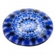 Joli rond motif Mandala de couleur bleu vu de côté et légèrement bombé