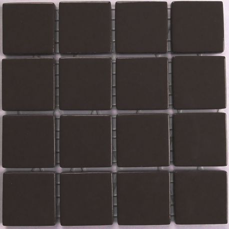 Emaux 24 Marron taupe 2,35 × 2,35 cm vendus à la mini-plaque de 16 carreaux