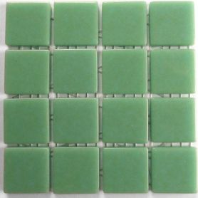 Emaux 24 Vert pâle 2,35 × 2,35 cm vendus à la mini-plaque de 16 carreaux