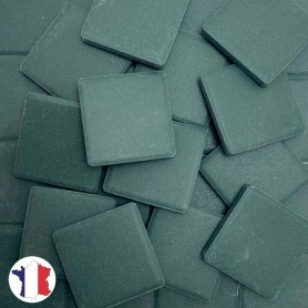 Emaux de Briare Mazurka couleur RÉSINE vert sapin mats pour mosaïque 2,5 × 2,5 cm vendus par 100 g