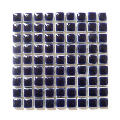 Mini-porcelaine 1 × 1 cm couleur MARINE bleu foncé pour mosaïque vendue à la plaque